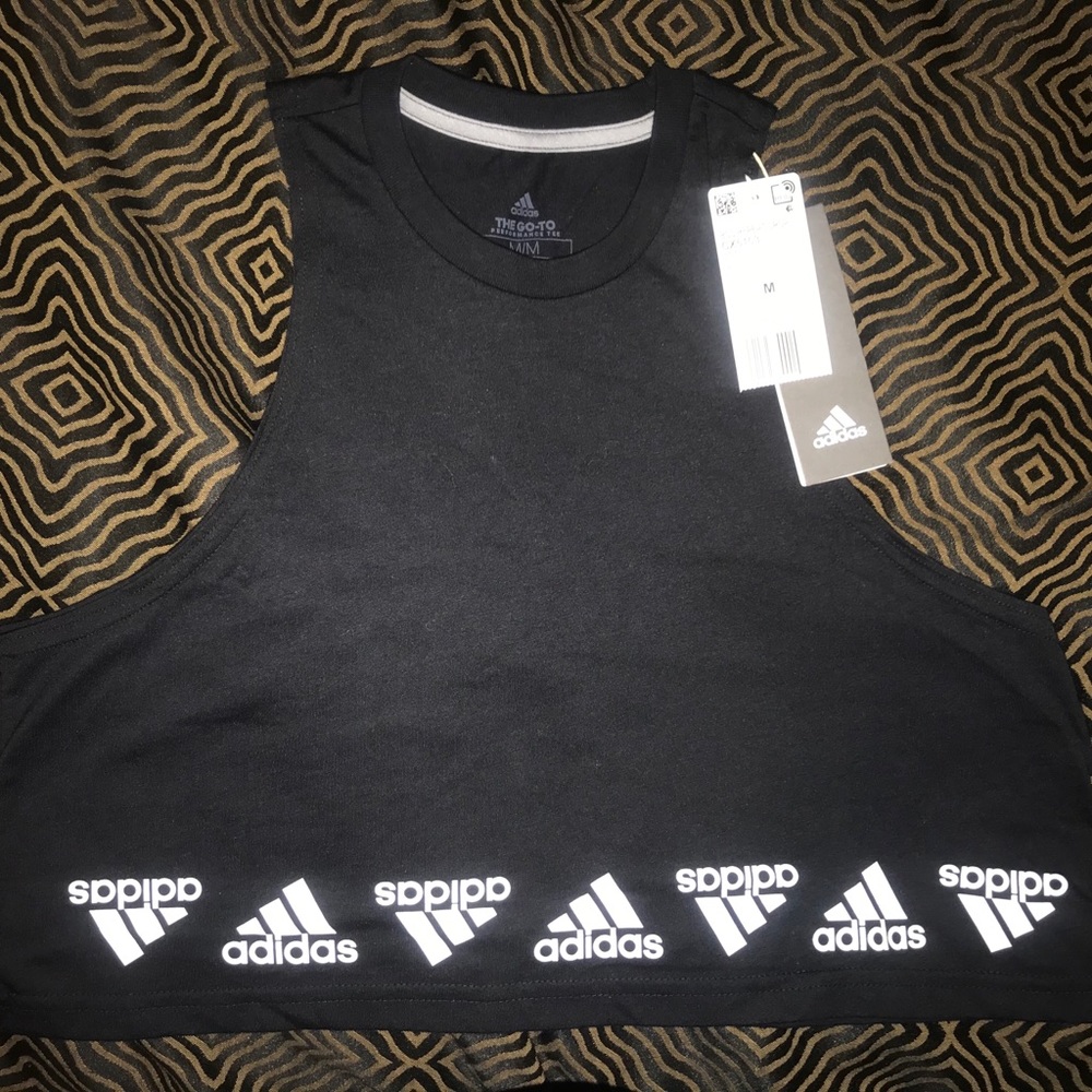 Adidas BOS Repeat Crop CX5103 size Medium
